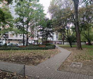 Warszawa,Muranów ,Miła 8 - Zdjęcie 5