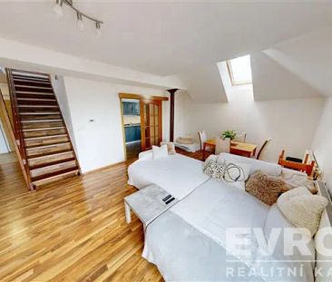 Pronájem mezonetového bytu 4+1 s balkonem, Havlíčkův Brod - Photo 2