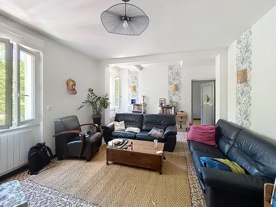 Location Appartement 3 pièces 91m² GAILLAC 81600 - Photo 1