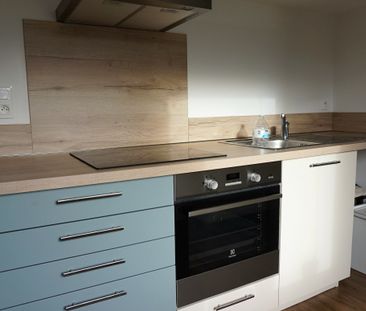 APPARTEMENT DE TYPE 3 67,73 M2 - VERRIERES DE JOUX - Photo 3