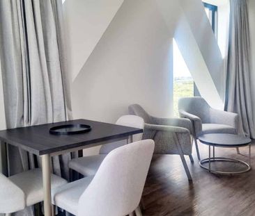 ONE BED + DECK + CARPARK + WHITWARE - Photo 2