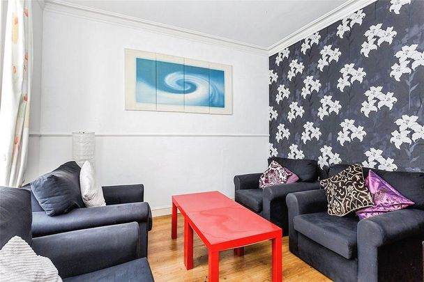 4 bedroom terraced house to rent - Photo 1