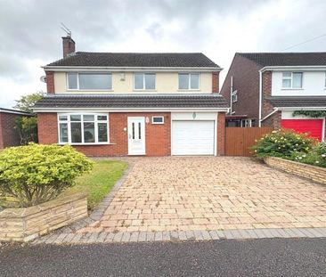 St. Lukes Close, Holmes Chapel - Photo 2