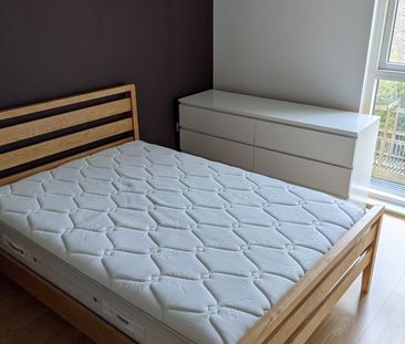 1 Bed Flat, Point Pleasant, SW18 - Photo 4