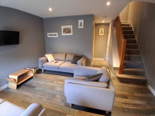 Scotsdowne Road, Trumpington, Cambridge £2,200 pcm ⓘ The monthly or weekly payment required by the landlord. Read our glossary page , 4 bedrooms, mid terrace house, to let * Tenant info - Photo 1