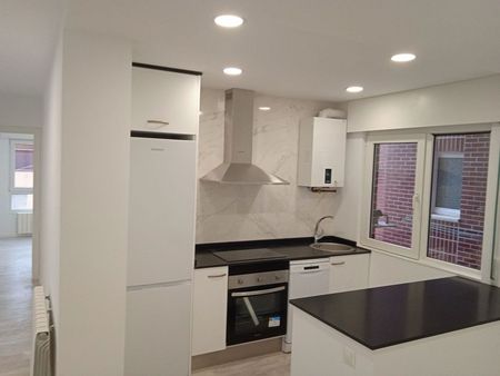 Alquiler de piso en Avenida de Bilbao, 50 - Foto 3