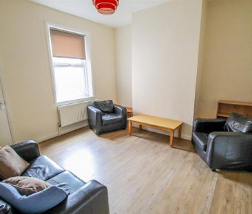 4 bedroom house to rent - Photo 6