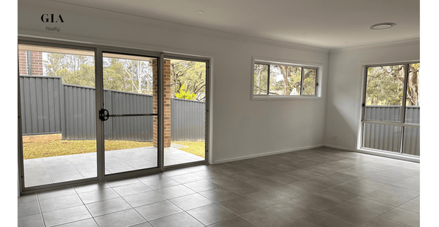 Brand New 5-Bedroom Home in the Heart of Austral - Photo 1