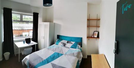 House - Terraced For Rent Broadway, Pontypridd - Photo 5