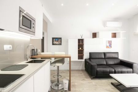 Carrer del Congost, Barcelona, Catalonia 08024 - Photo 4