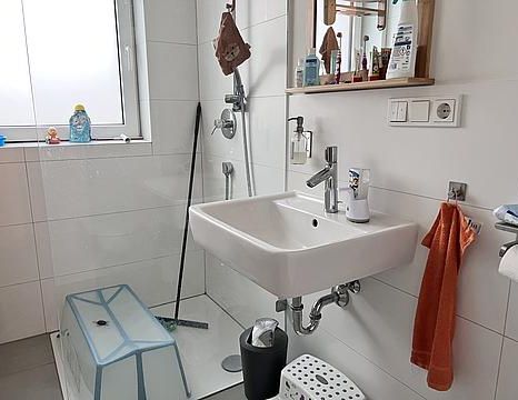 Modernes Wohnen: 4 Zimmer, 2 Bäder, Balkon - Foto 1