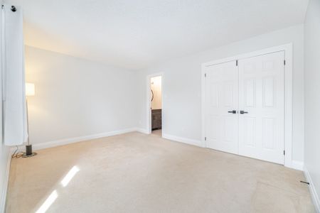 For Lease - 2155 Duncaster Drive Unit# 22, Burlington, Ontario - Photo 5