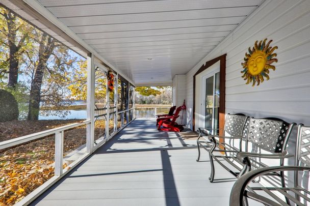 Maison à étages à louer - Saint-Eustache (Est) - Photo 1