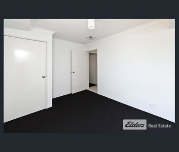 WALK TO BALDIVIS SECONDARY COLLEGE - Photo 2