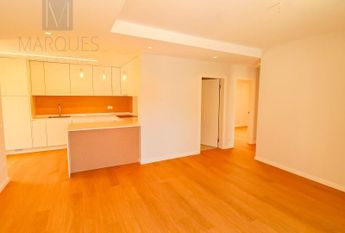 Apartamento T1+1 em Setúbal