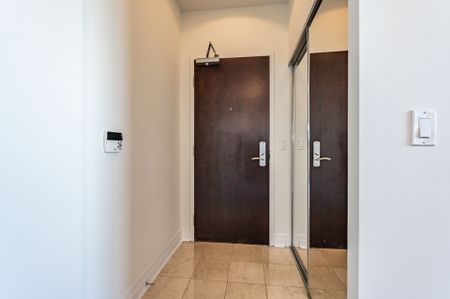 For Lease - 35 Balmuto Street Unit# 4303, Toronto, Ontario - Photo 2