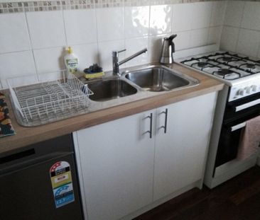 NESTLED IN THE HEART OF ARMADALE - Photo 5