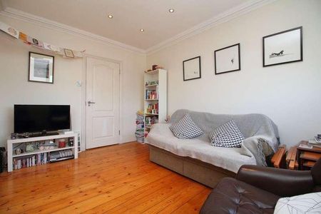 Tollington Way, London, N7 - Photo 3