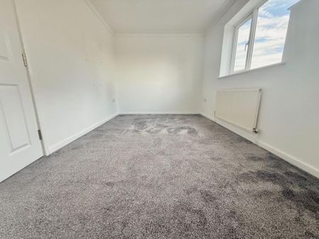 4 bedroom terraced house to rent - Photo 2
