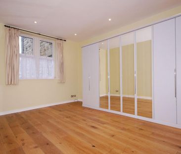 2 bedroom ground floor flat to rent - Photo 2