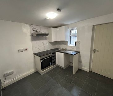 1 Bed Flat, High Road Leytonstone, E11 - Photo 1