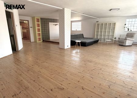 Pronájem pokoje 137 m², Nezamyslova 1370, Kladno - Фото 4