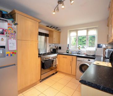 3 bedroom detached house to rent - Photo 5