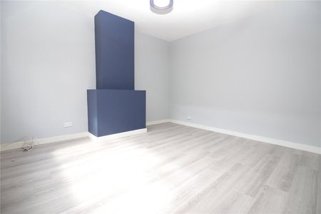 2 bedroom house to rent - Photo 2