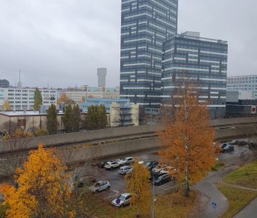 Sorögatan, Kista - Photo 2