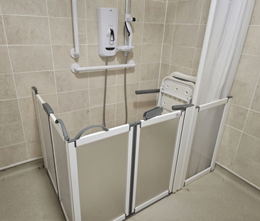 2 bedroom flat to rent - Photo 5