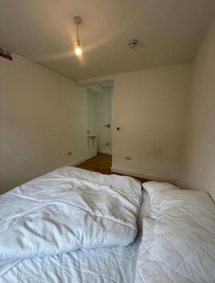 5 bedroom terraced house to rent - Photo 1