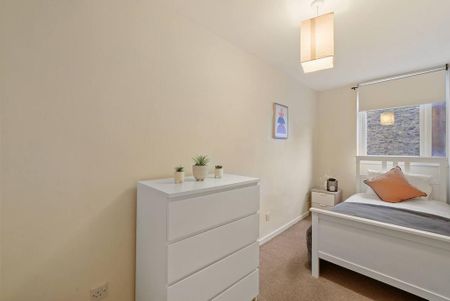 1 bedroom in a house share to rent - Photo 5