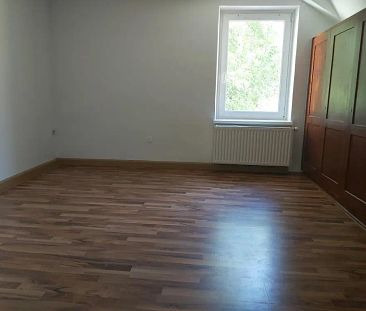 Ruhige 3-Zimmer-Altbauwohnung mit Küchenblock in Bruck/Mur ! - Foto 1