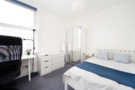 4 bedroom house share to rent - Photo 4