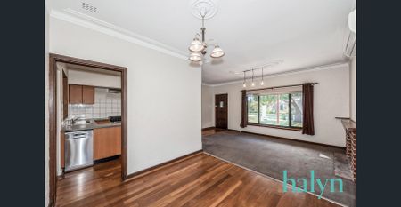 Retro Charm - Photo 5