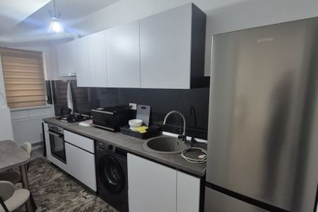 Apartament de inchiriat o camera Frumoasa - Fotografie 5