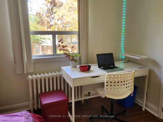 For Lease - 70 Woodward Avenue, Markham, Ontario - Photo 1