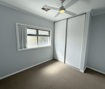 Contemporary Comfort in the Heart of Lightsview! - Photo 2