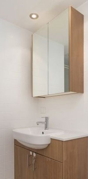 Secured complex with pool & gym - Photo 1