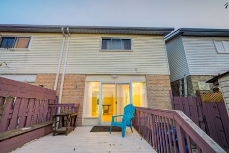 For Lease - 98 Rakewood Crescent Unit# Upper, Toronto, Ontario - Photo 5