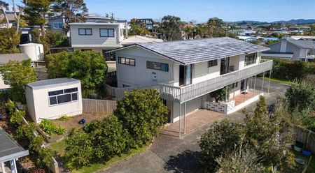 Beachside Location! - Photo 5