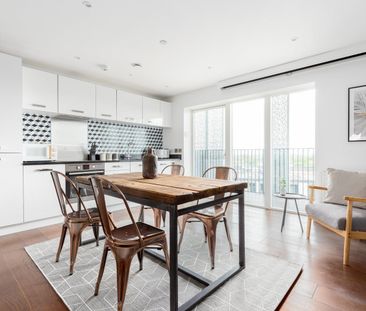 1 Bed Flat, Atkins Square, E8 - Photo 1