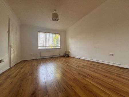 Bramblewood, Ipswich, Suffolk, IP8 - Photo 4