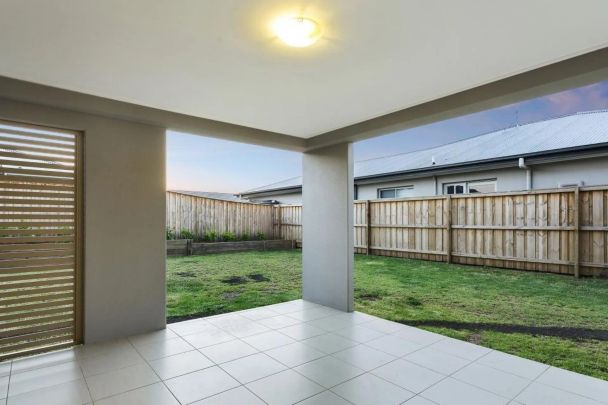 Modern Home in the heart of North Kellyville - Photo 1