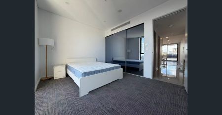 Two-bedroom apartment is available for lease in Zetland - Photo 3