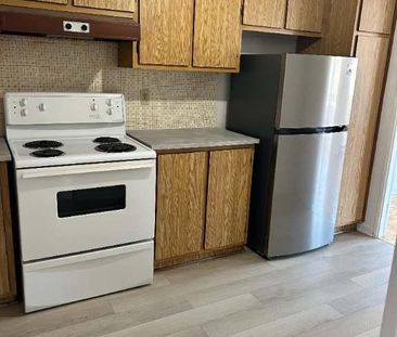 RÉNOVÉ GRAND 3-1/2 VILLE SAINT-LAURENT 2 min du REM - Photo 3