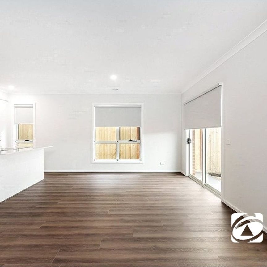 Modern Family Home in Prime Location - Photo 1