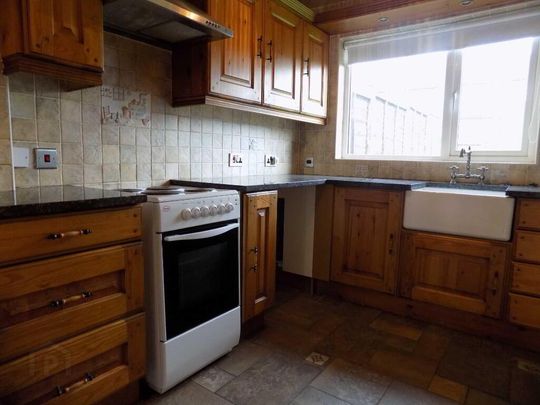 34 Charles Drive, Ballyclare, BT39 9BX - Photo 1