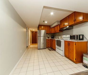 For Lease - 1447 Fleming Court, Oshawa, Ontario - Photo 4