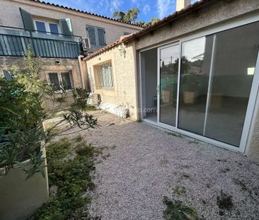 Location Appartement 4 pièces 69 m2 à Aubagne - Photo 3